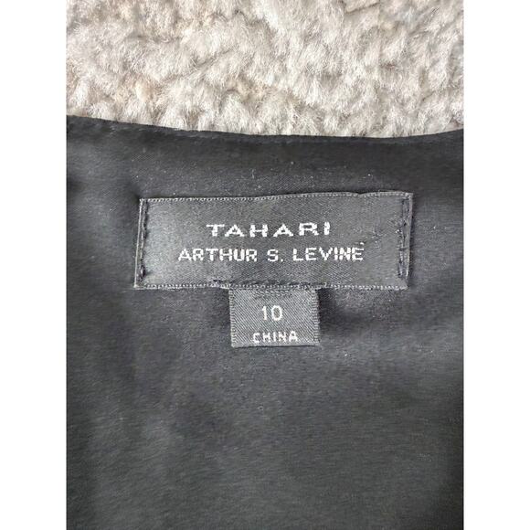 Tahari Size 10 Faux Wrap Mini Dress Black White V Neck Lined Pullover Lined - Picture 7 of 9